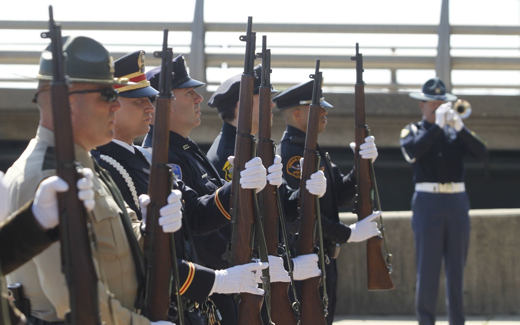 051519jr-officer-memorial-2